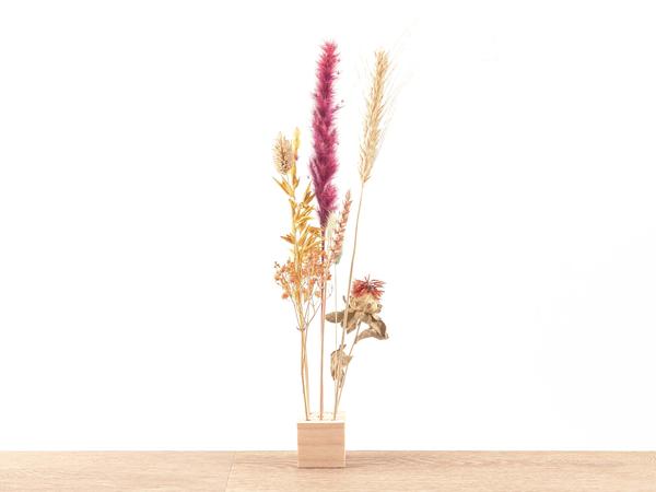 Wooden Dried flower stand – S – Flowers and Herbs + Dried Floral Arrangement